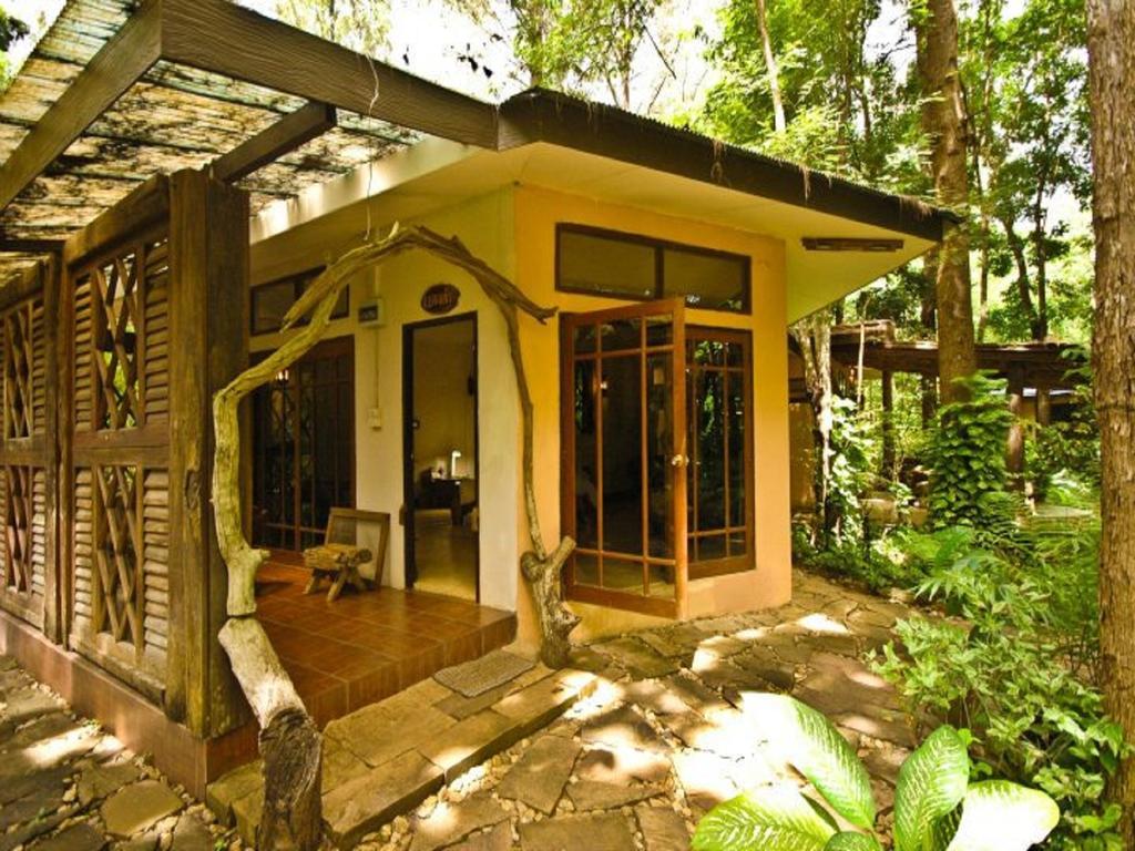 Momchailai Forest Retreat Resort Kanchanaburi