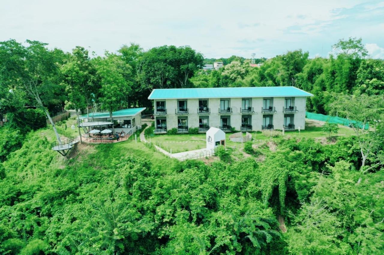 Pua Panorama Hotel 3*