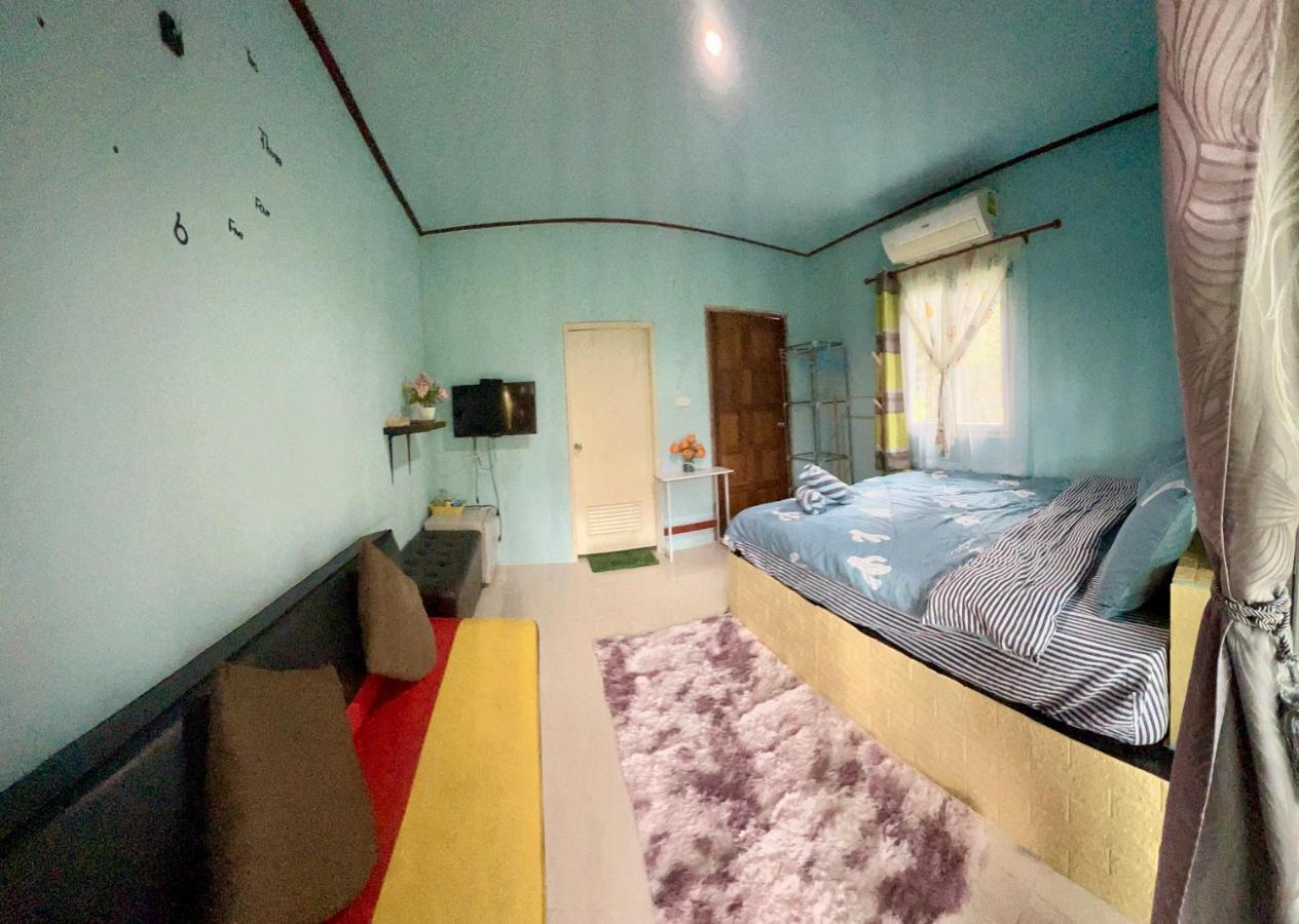 Lee Red House Resort Ban Lak Uan