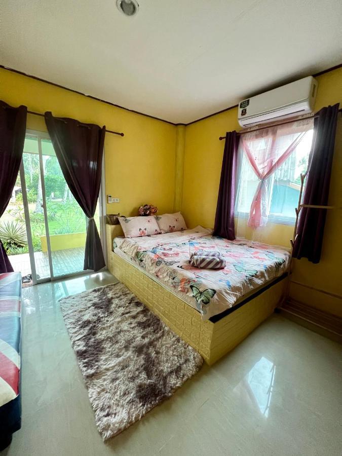 Resort Lee Red House 2*