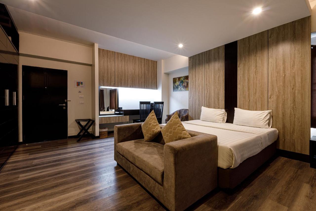 Grand Marina Hotel
