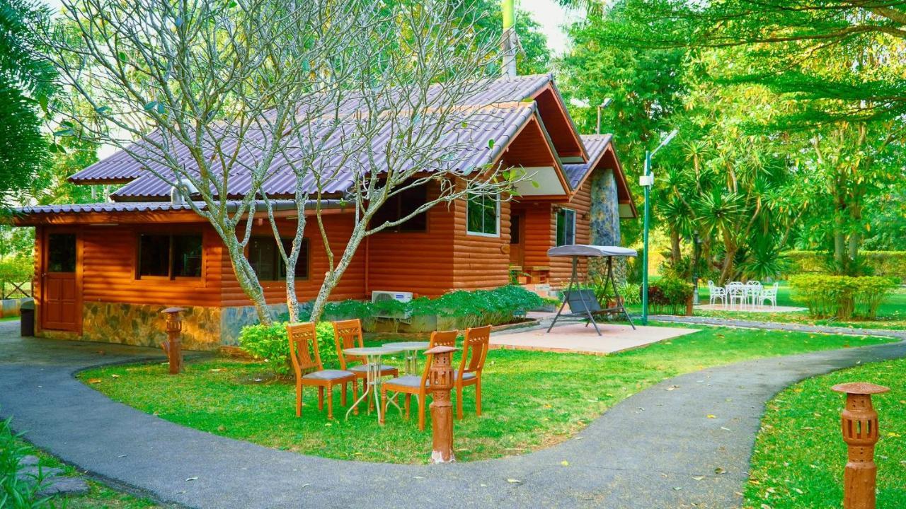 ทิพย์วาริน เขาใหญ่ Resort *