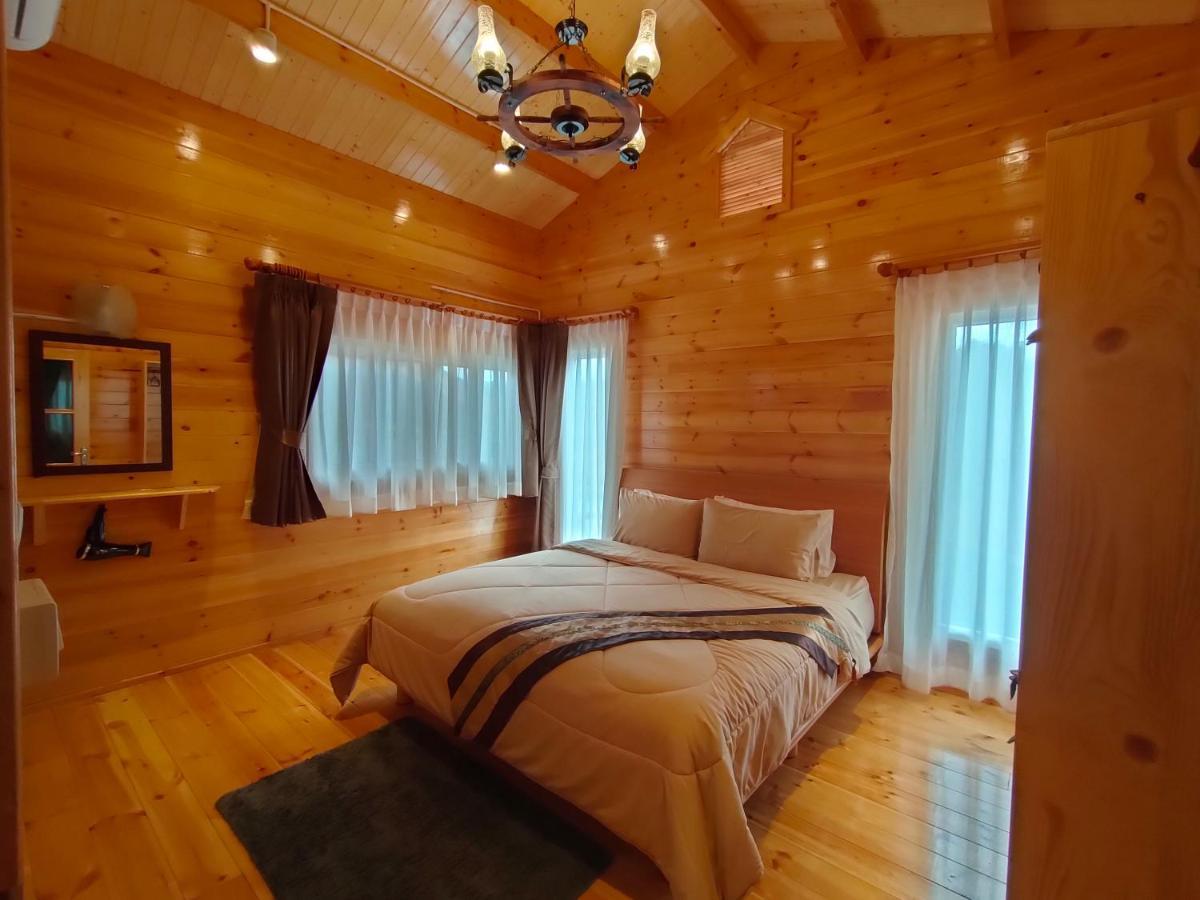 Resort Soundless Khao Kho