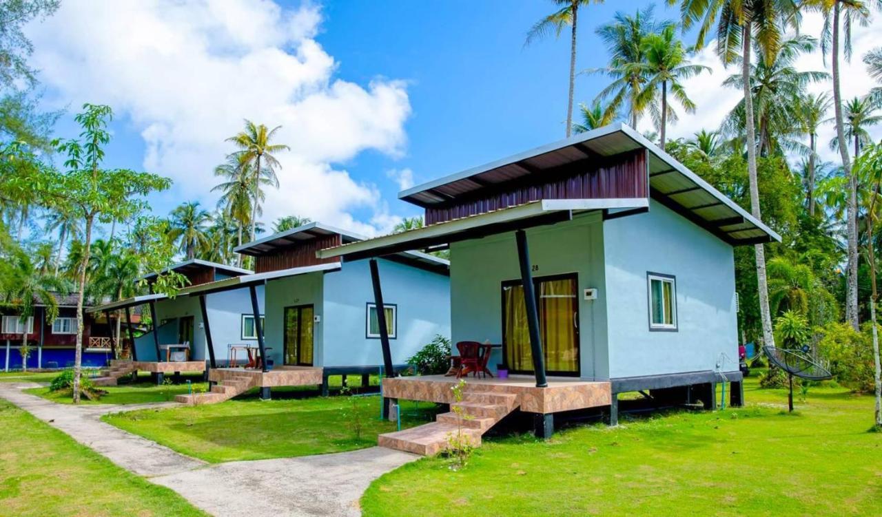 Koh Kood Far East Resort