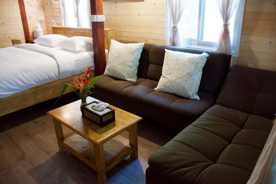 Resort Lazy Hut Koh Phayam