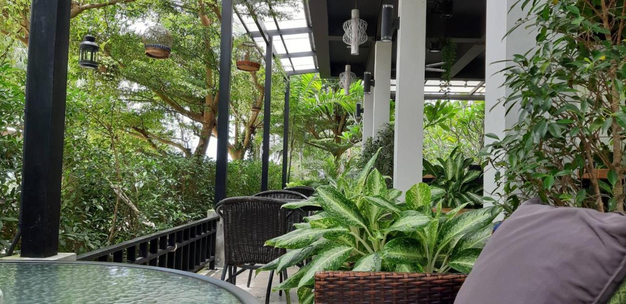 Resort Magic House - No Pets Allowed