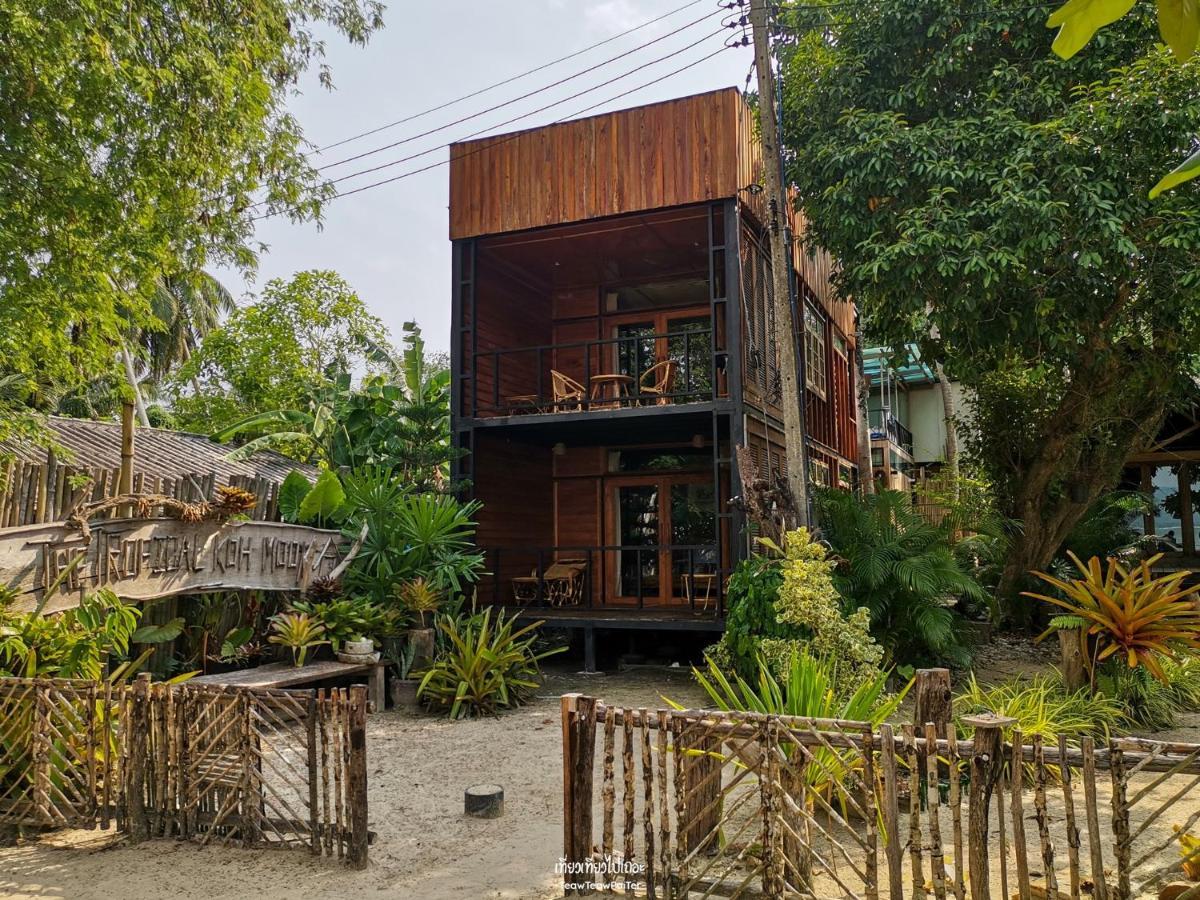 Lodge The Tropical Koh Mook