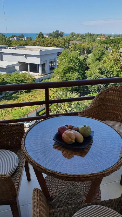 Double Superior With Seaview - 7th Floor Free Wifi Apartment Rayong