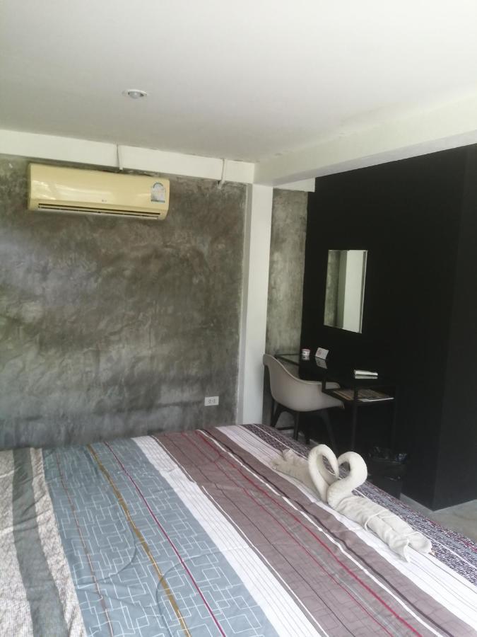 Lazy Republique Resort