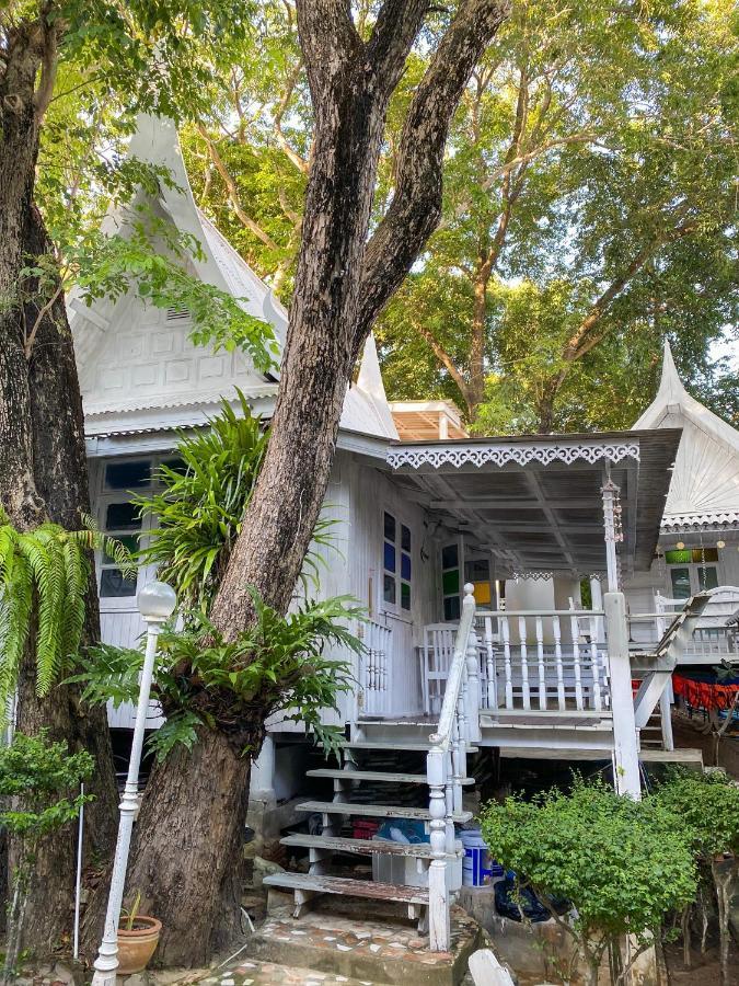 Banthaisangthain Resort Koh Samet