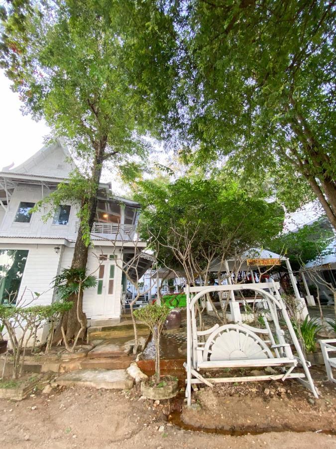 Banthaisangthain 2* Koh Samet