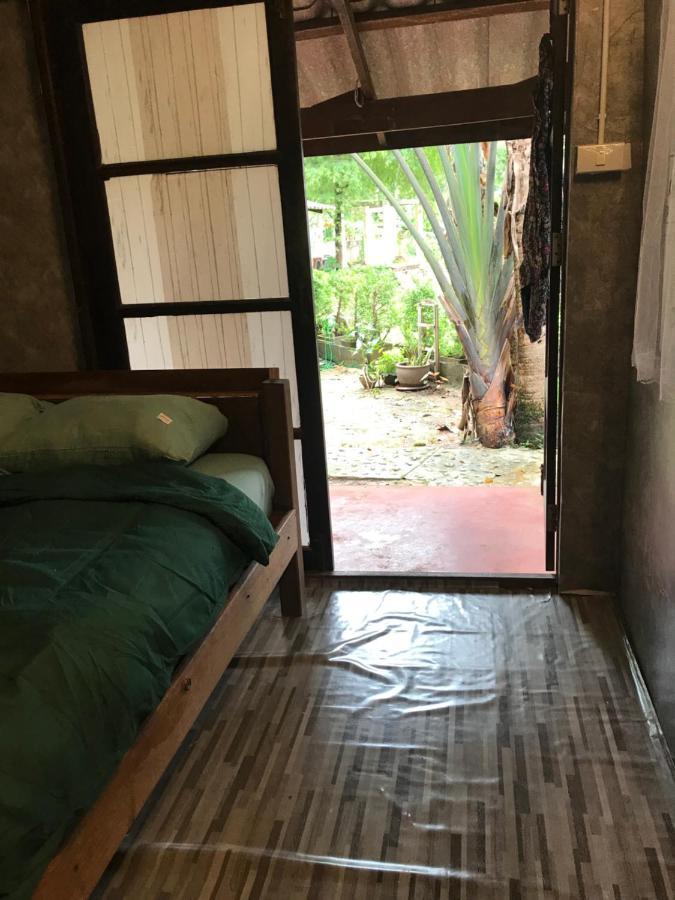Chalet Ban Chang Hut Ban Khlong Son (Koh Chang)