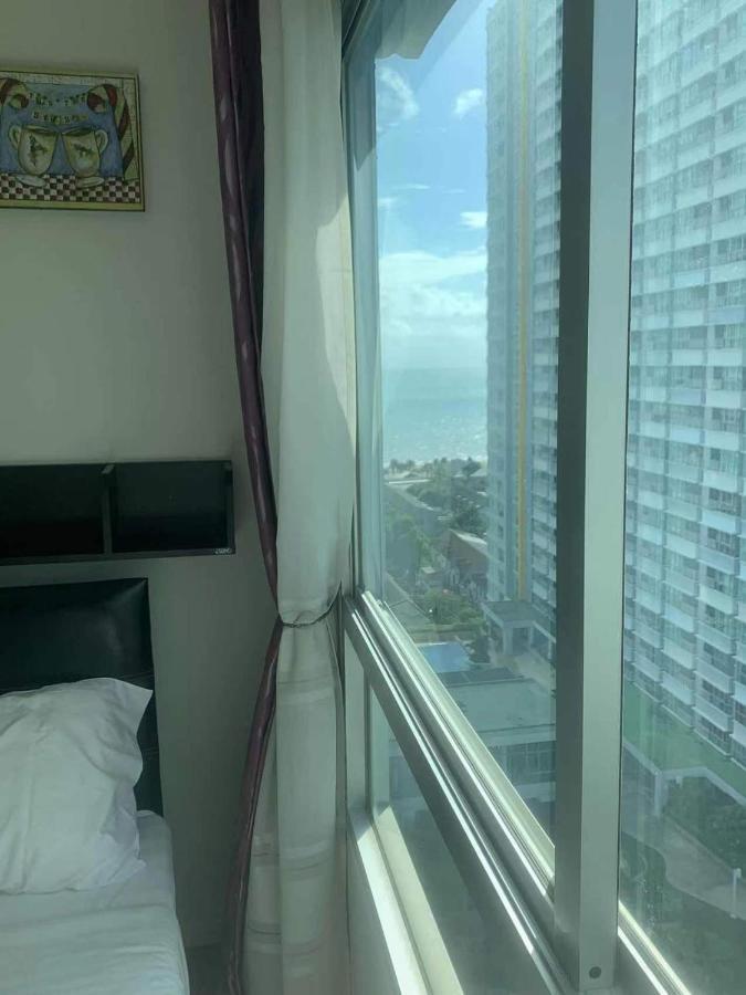 Side Seaview Of Lumpini Cando Apartment