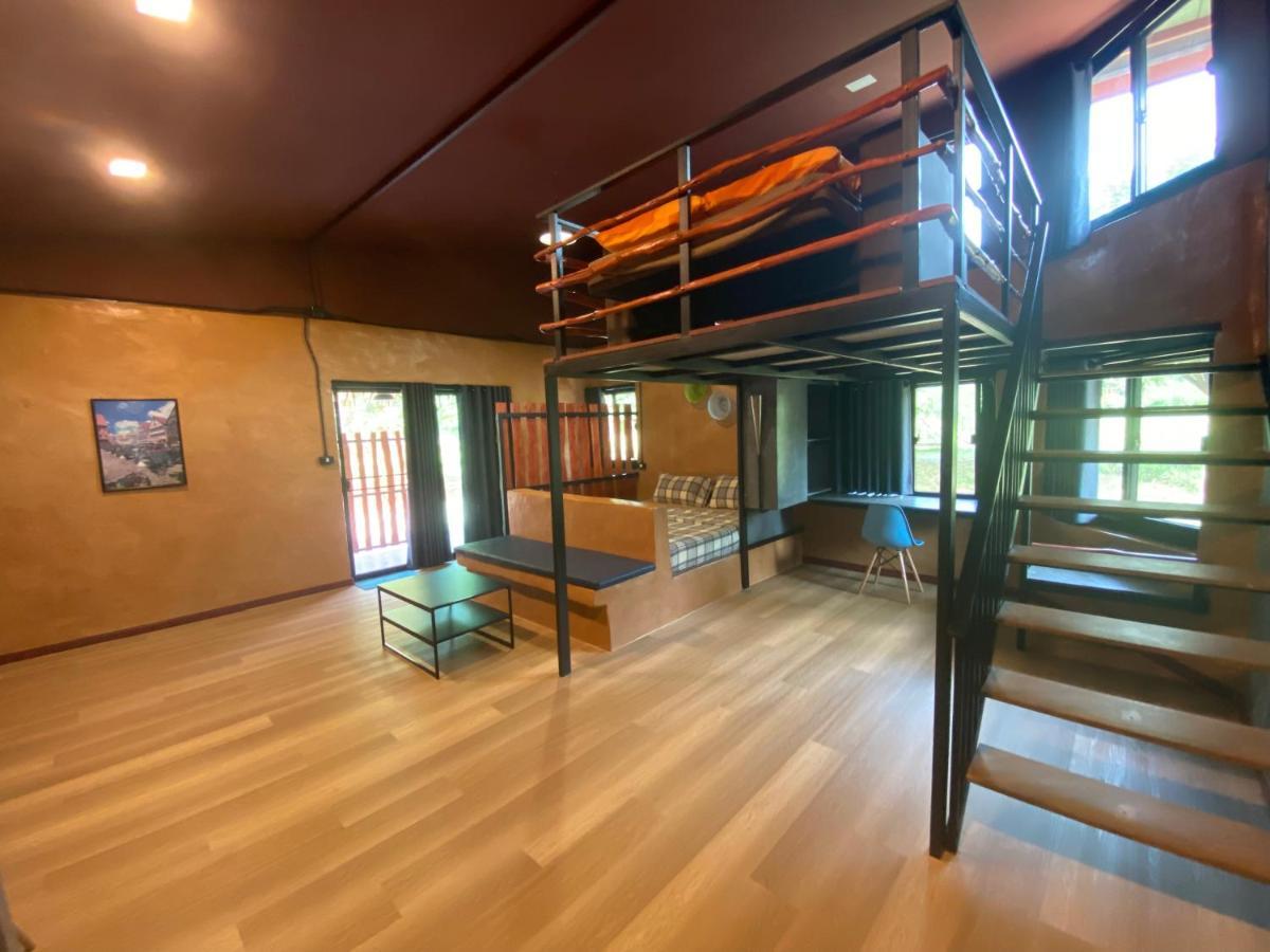 Farm stay Baan Nork บ้านนอก