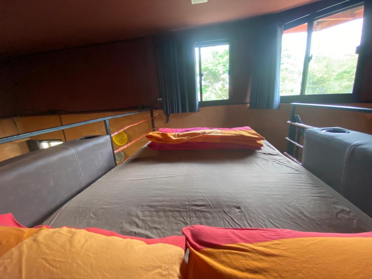 Baan Nork บ้านนอก