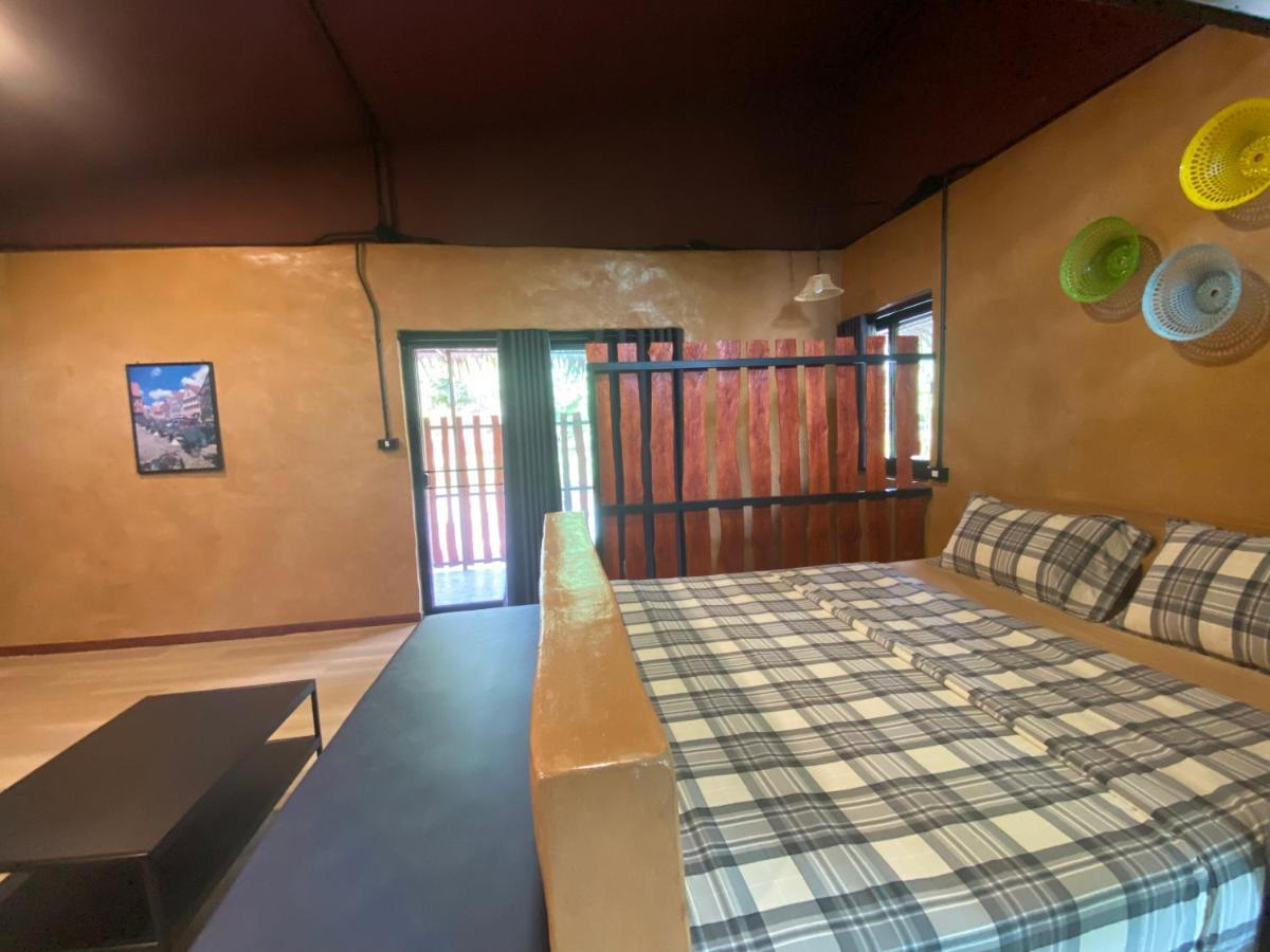 Baan Nork บ้านนอก Farm stay