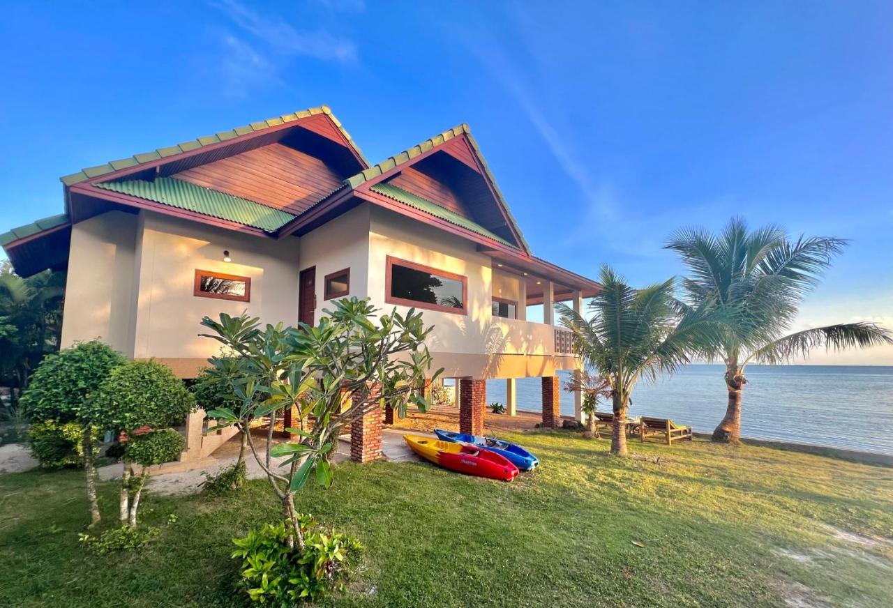Guest house Three Rare & Private Front
