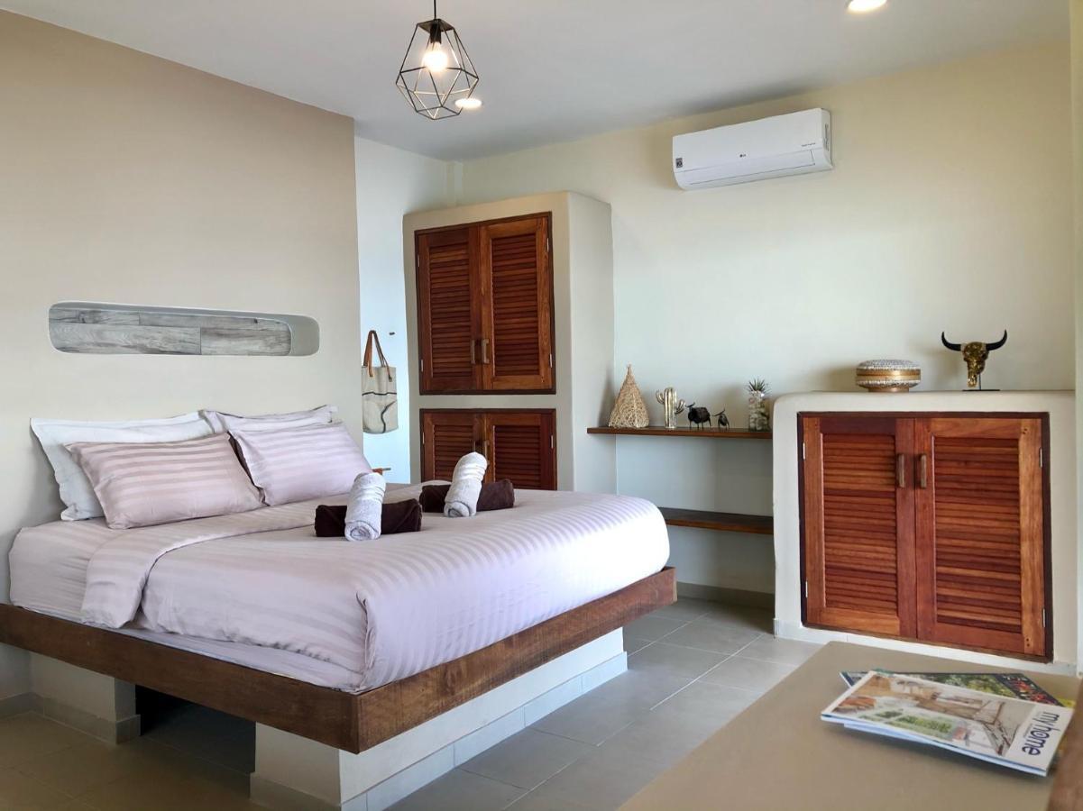 Guest house Three Rare & Private Front