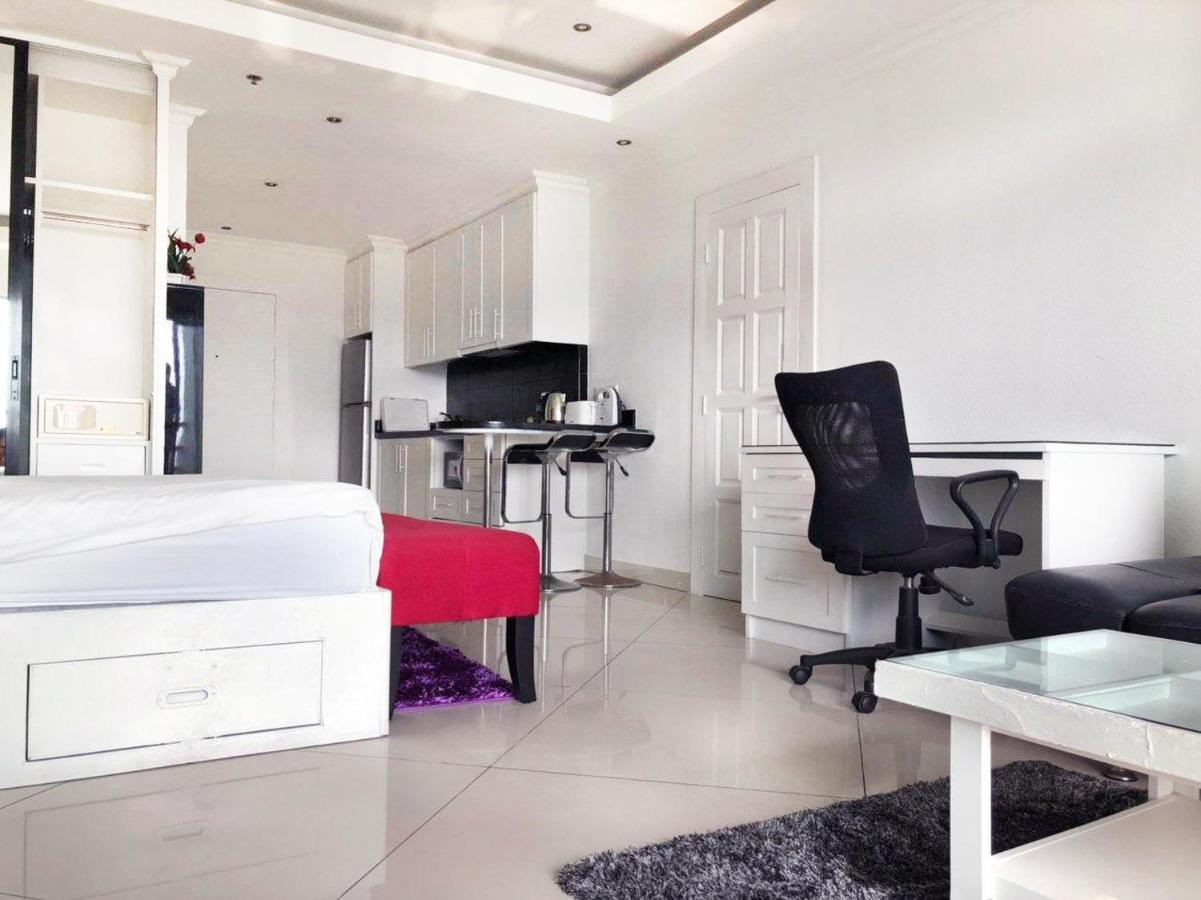 Hotel Vtsix At View Talay 6