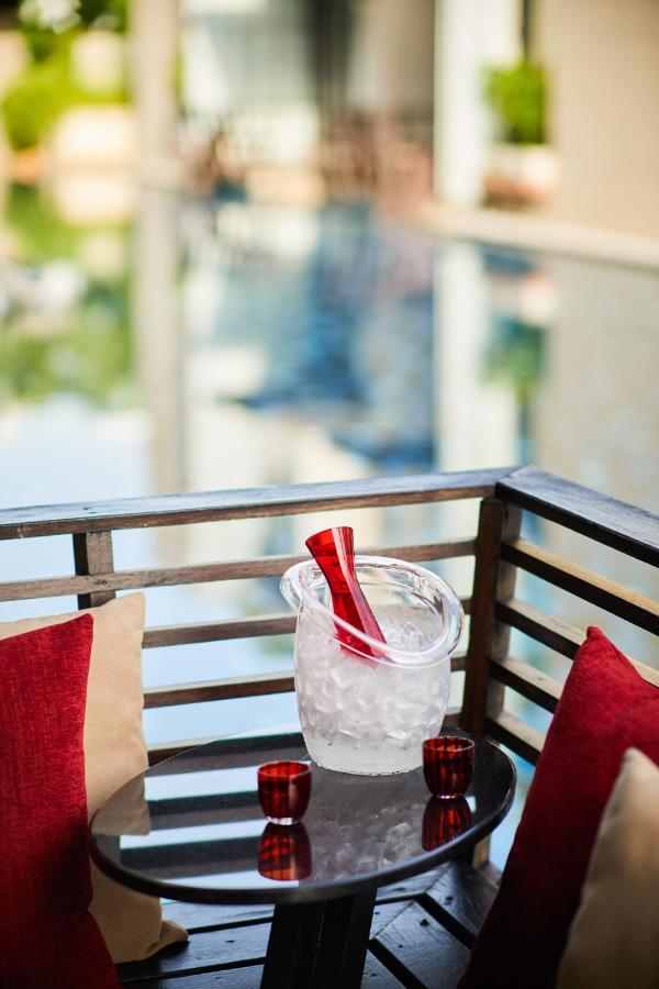 Let's Sea Al Fresco 5* HHQ
