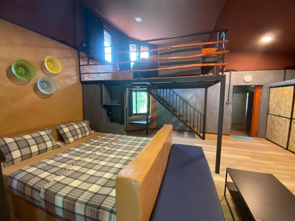 Farm stay Baan Nork บ้านนอก *