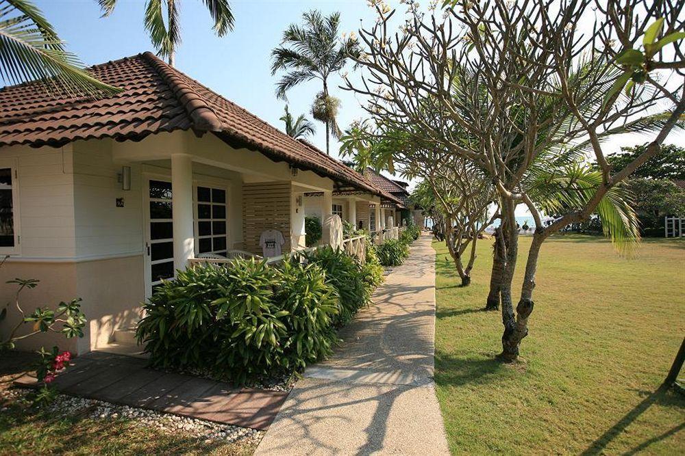 Bandara On Sea, Rayong Resort 4*
