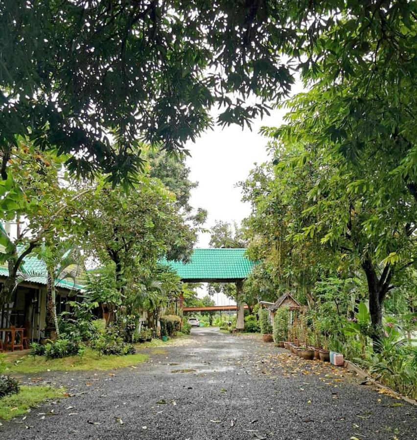 Plook-ngern ปลูกเงินรีสอร์ท Resort