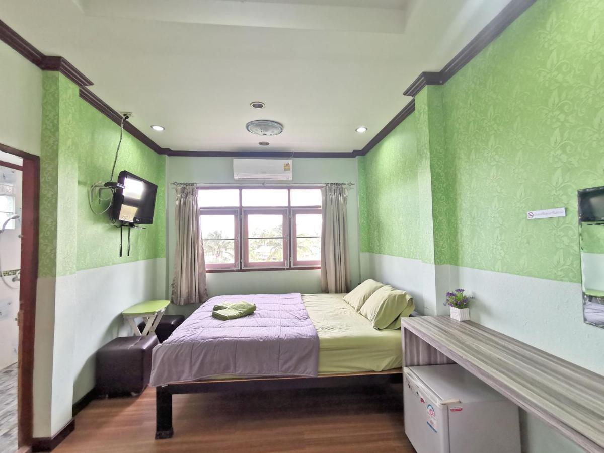 Resort Plook-ngern ปลูกเงินรีสอร์ท Nong Bun Mak