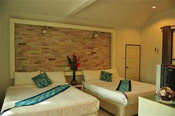 Plumeria And Hideaway Resort 3*