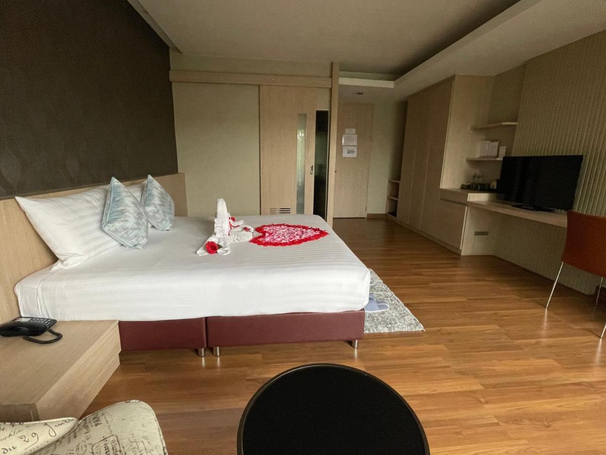 Hotel Tonaoi Grand 3*
