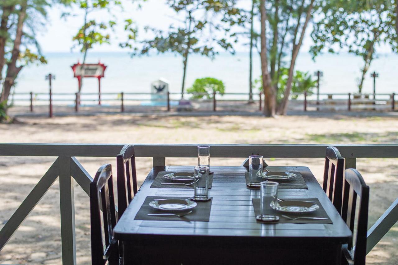 Rocky Point Thap Sakae
