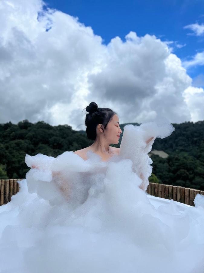 Skypruek Luu Hlee ลุฮลี *