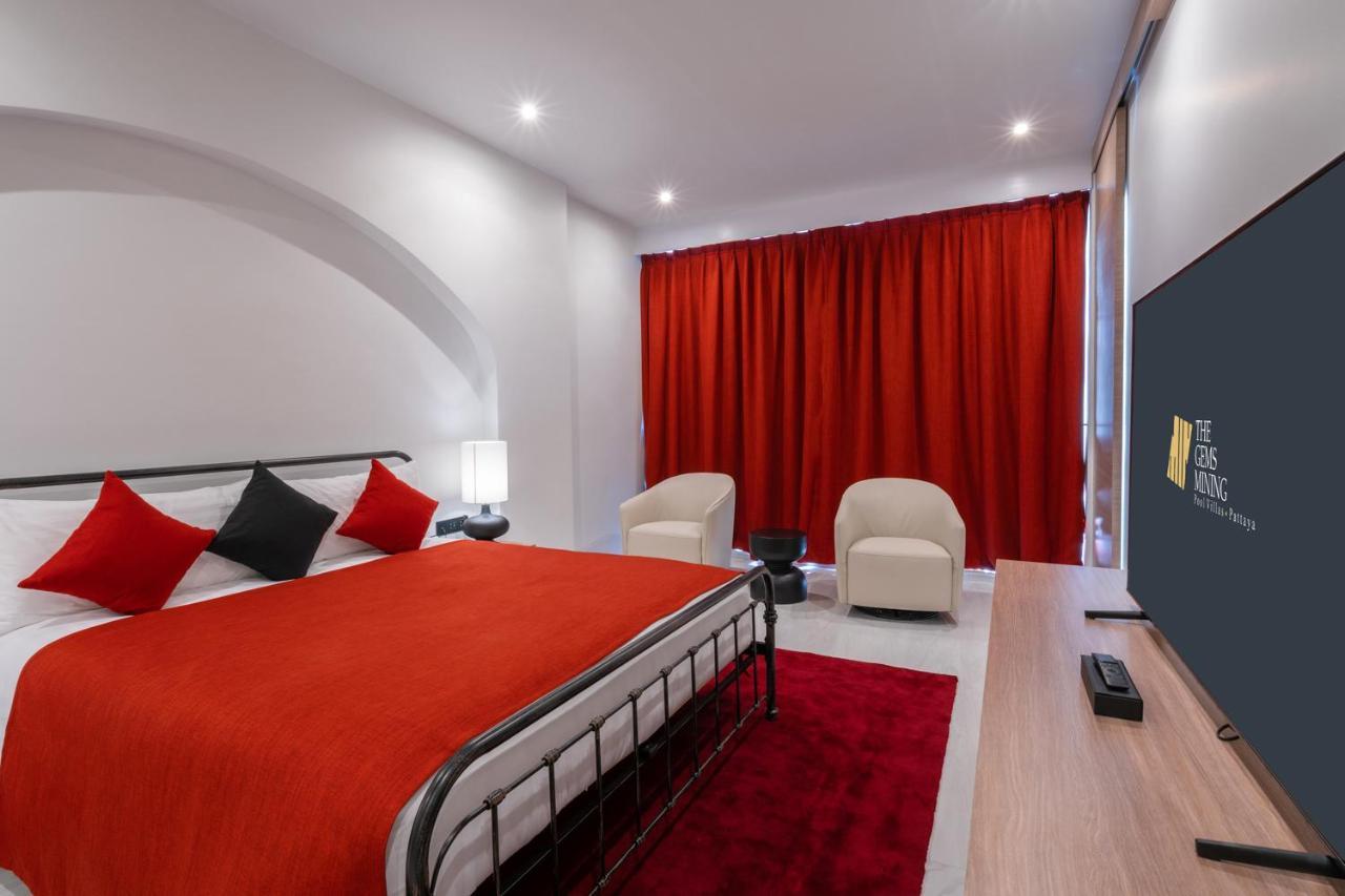 Hotel The Gems Mining Pool Pattaya Nong Prue