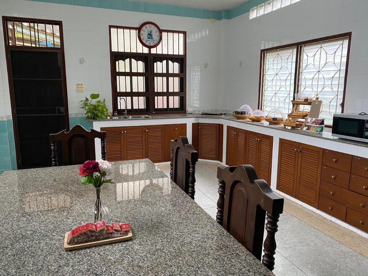 Hostel Niece - Sha Extra Phuket