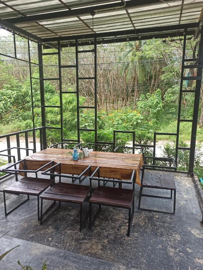 Himmapan Resort Koh Phayam