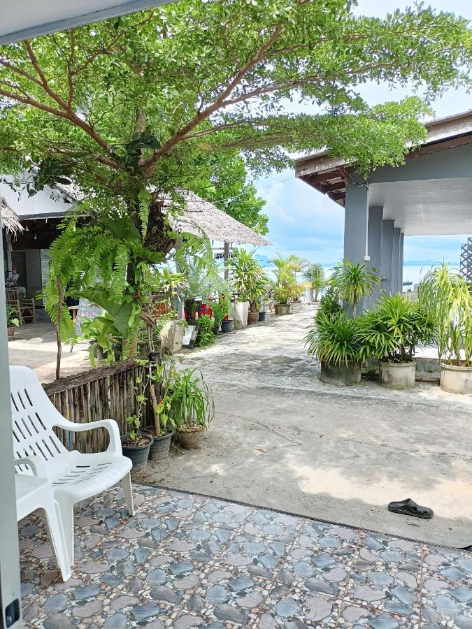 Sea View Guest house 2*
