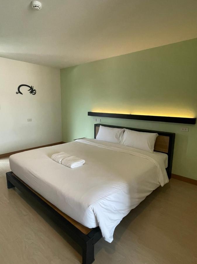 The Hotel 3*