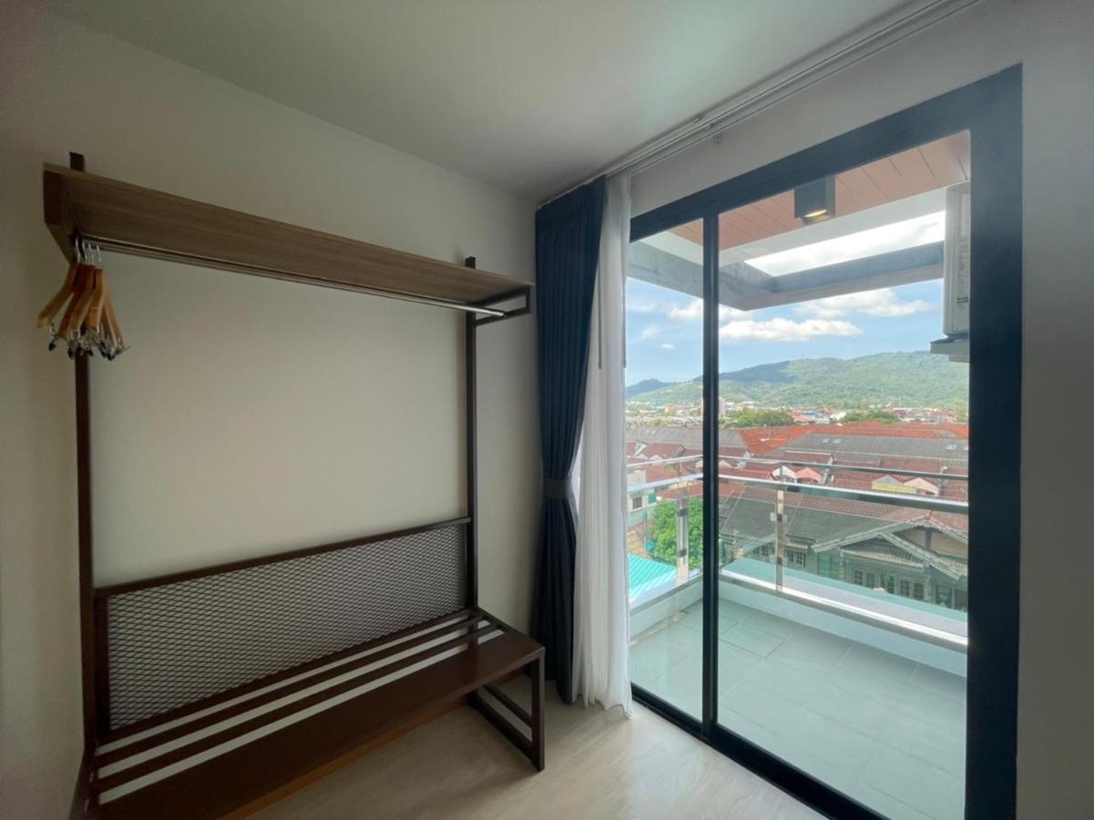 The 3* Ban Kho Hong