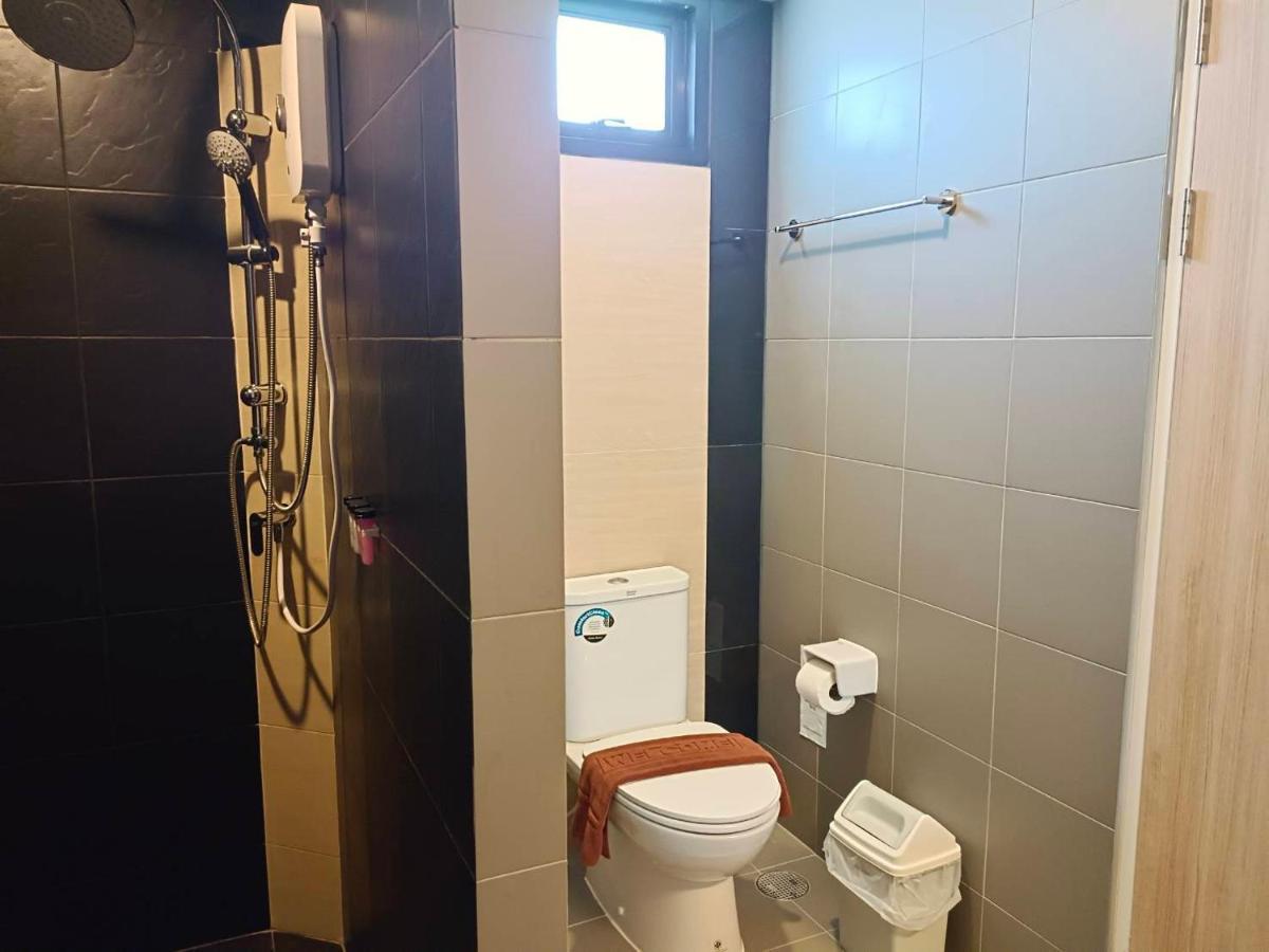 The Hotel Ban Kho Hong
