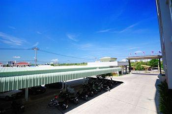Oyo 829 Royal Thai Hotel 2*