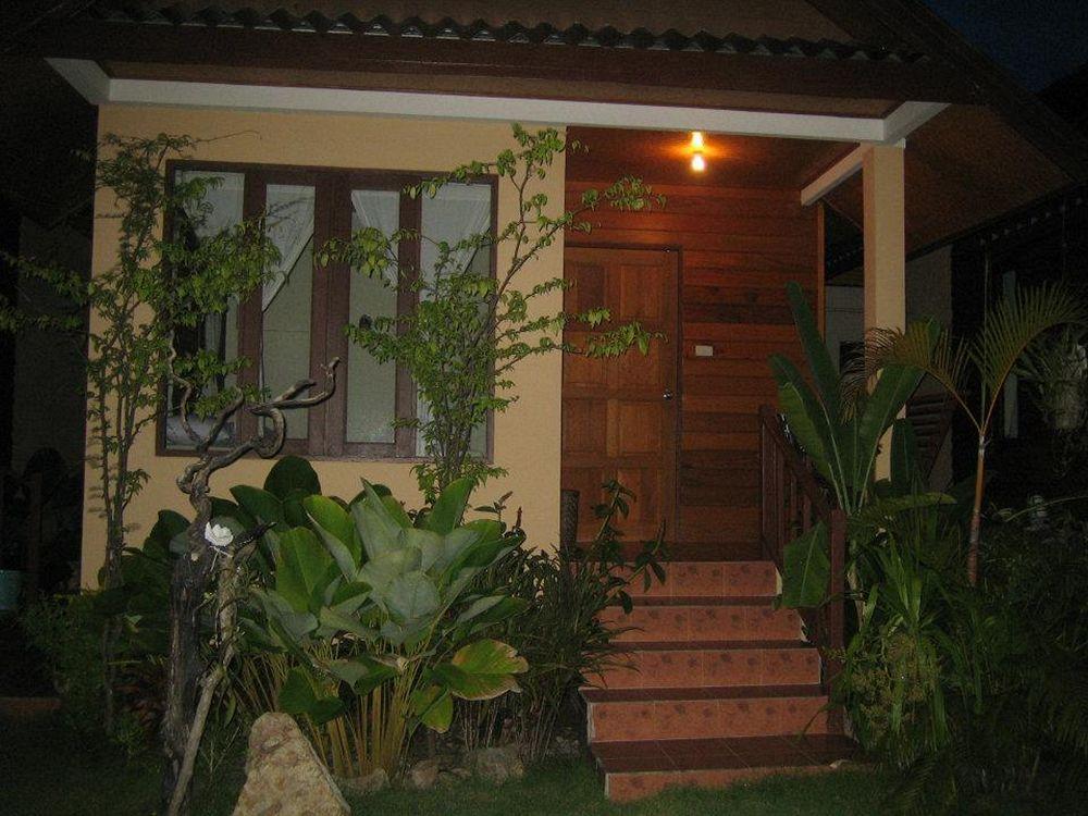 Sunset Resort 3*