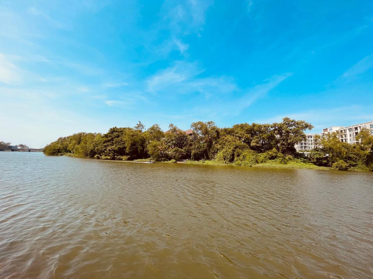 Usabai Riverside Boutique Hotel