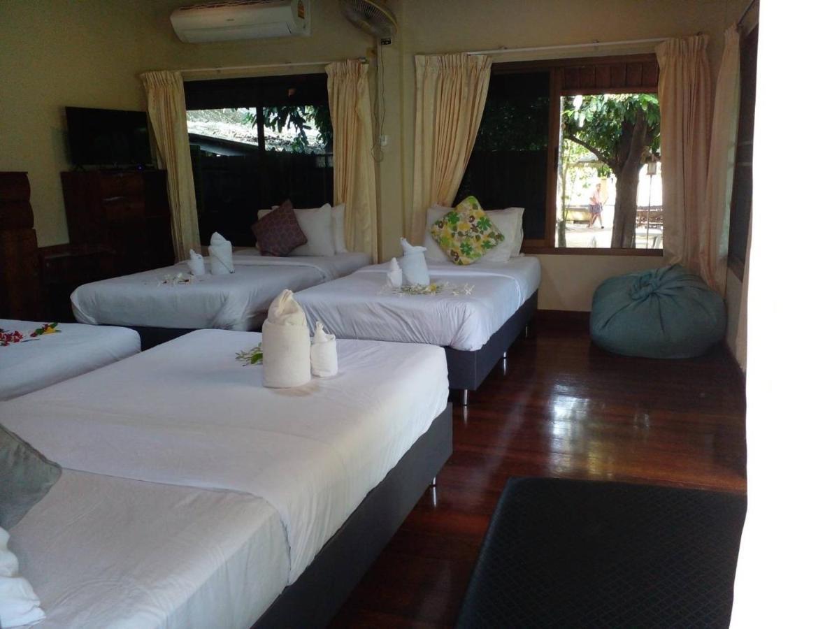 Baansuanleelawadee Resort Amphawa