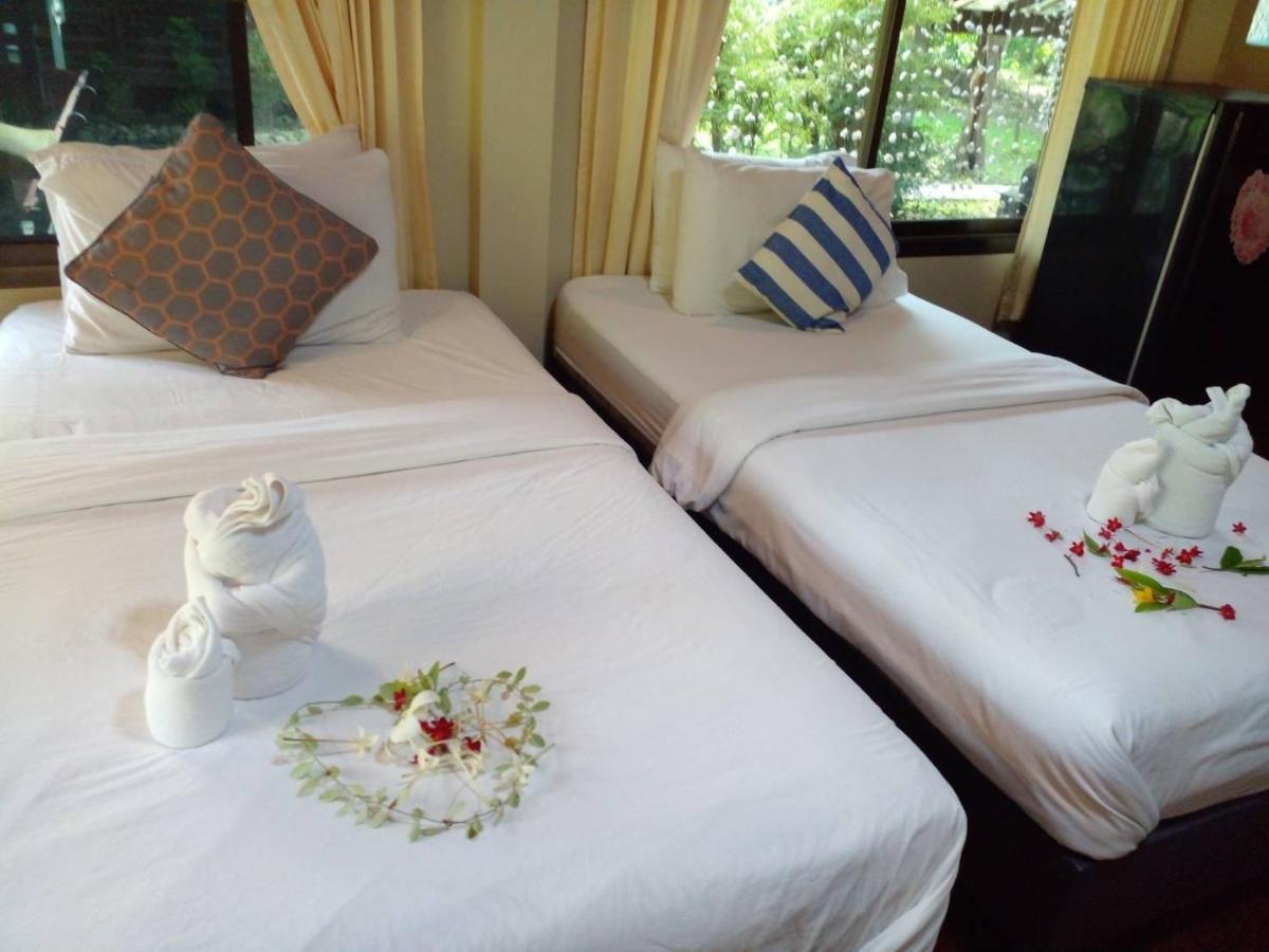Resort Baansuanleelawadee 3*