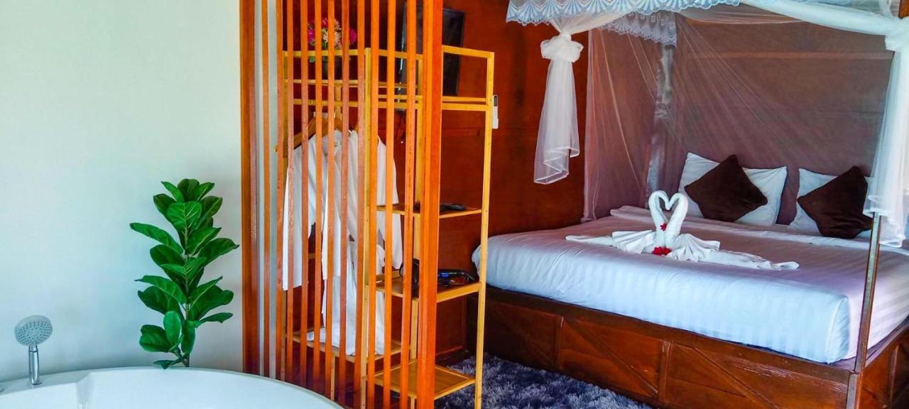 Sea To Moon Bed & Breakfast Koh Lipe