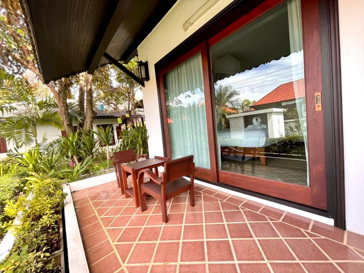 Resort Na Mantra 4*