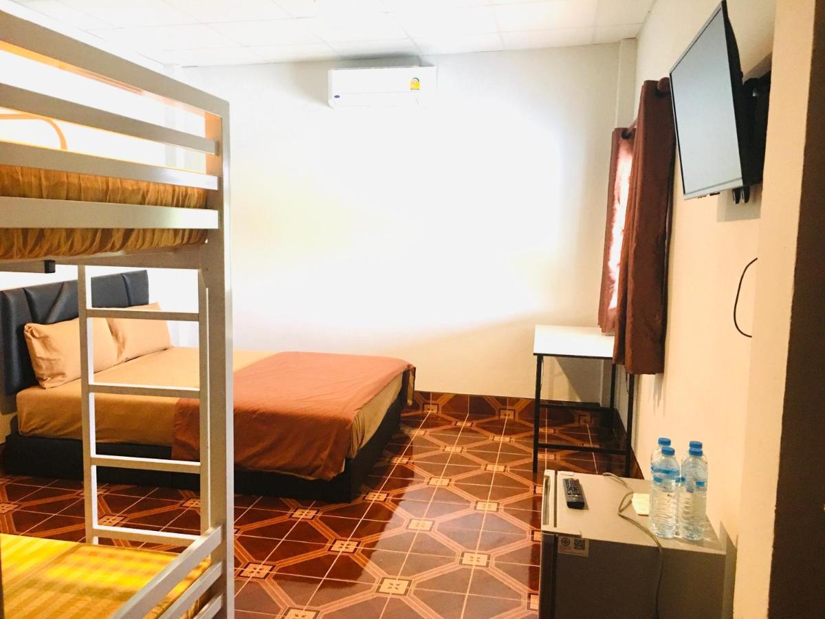 Homestay Saeng Tai Amphawa *