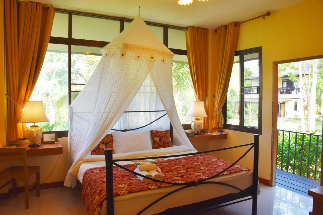 Resort Khao Phaengma 4*