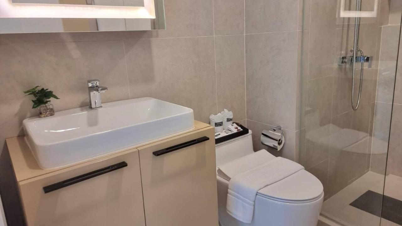 100 Sea View 1br 300m Walking To *