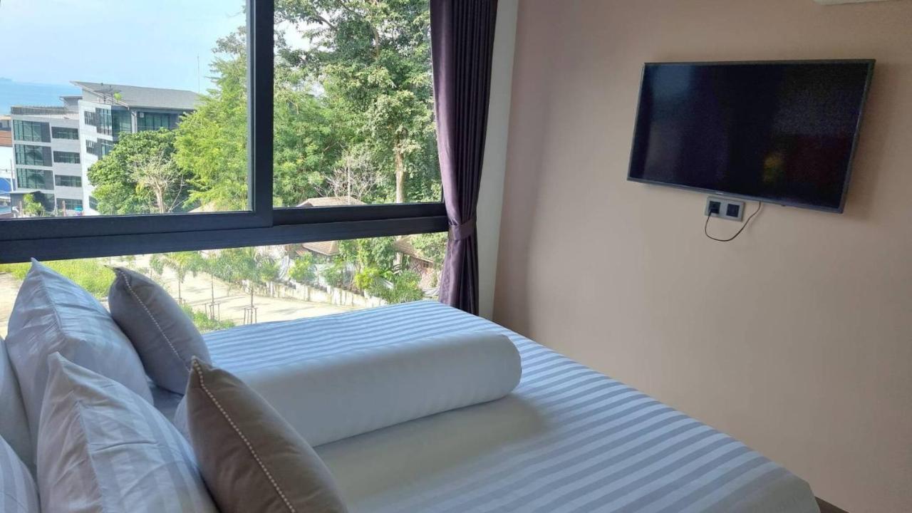 100 Sea View 1br 300m Walking To